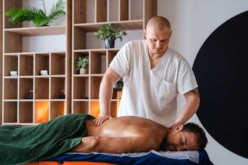 Investing in Your Body: Exploring the Physical Benefits of Massage Therapy